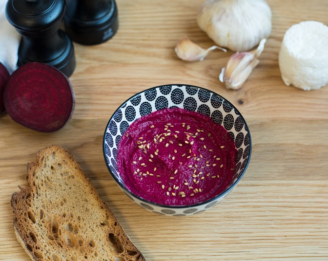 Houmous de betteraves